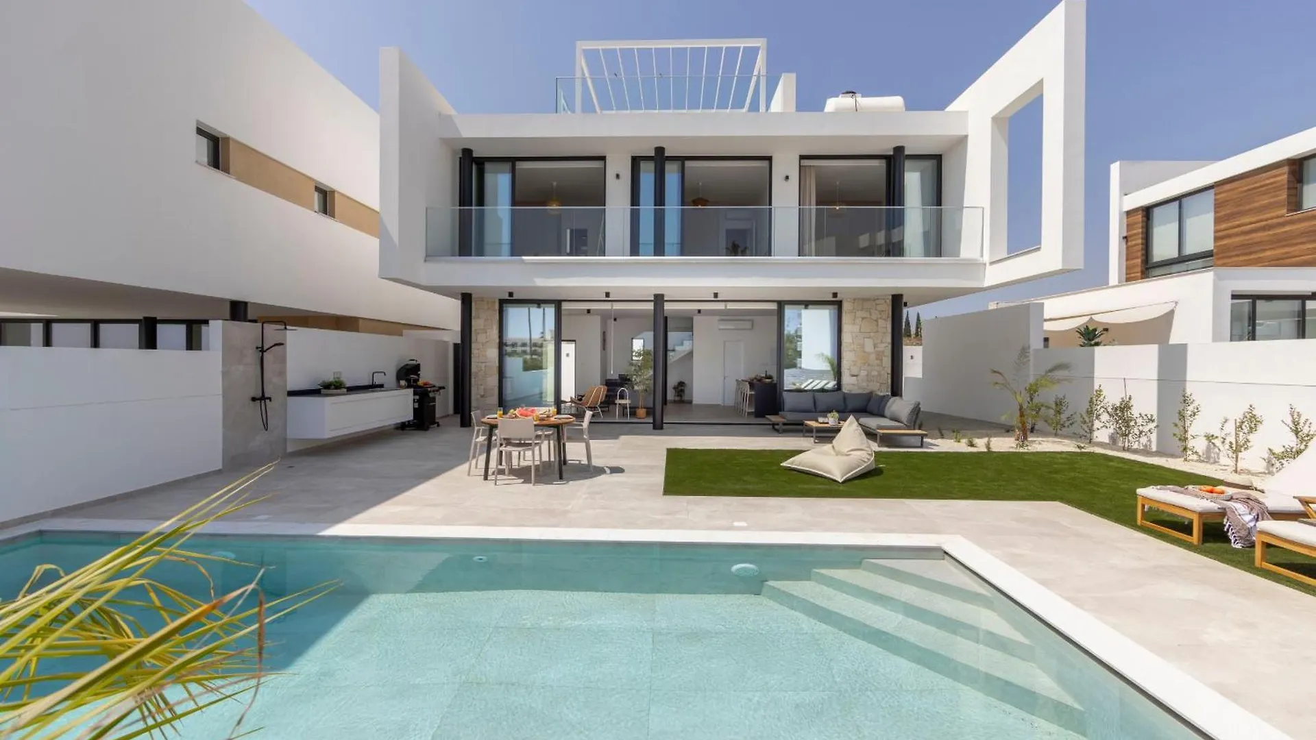 Protaras Aqua Pearl Villa 3