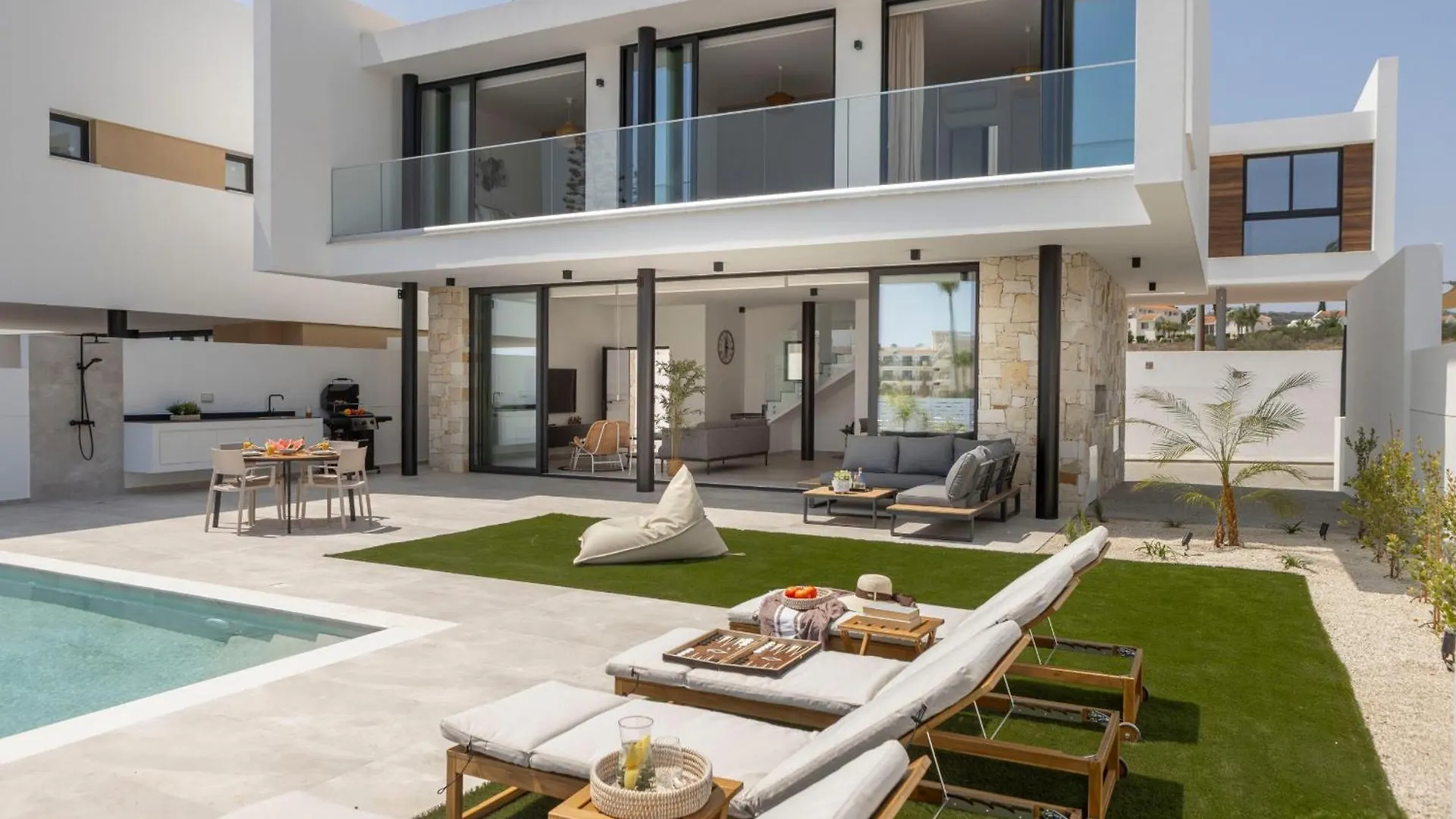 Protaras Aqua Pearl Villa 3